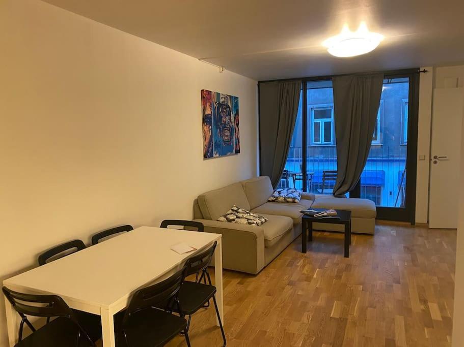 Leilighet Midt I Oslo Sentrum 2 Soverom Og Stue Екстер'єр фото